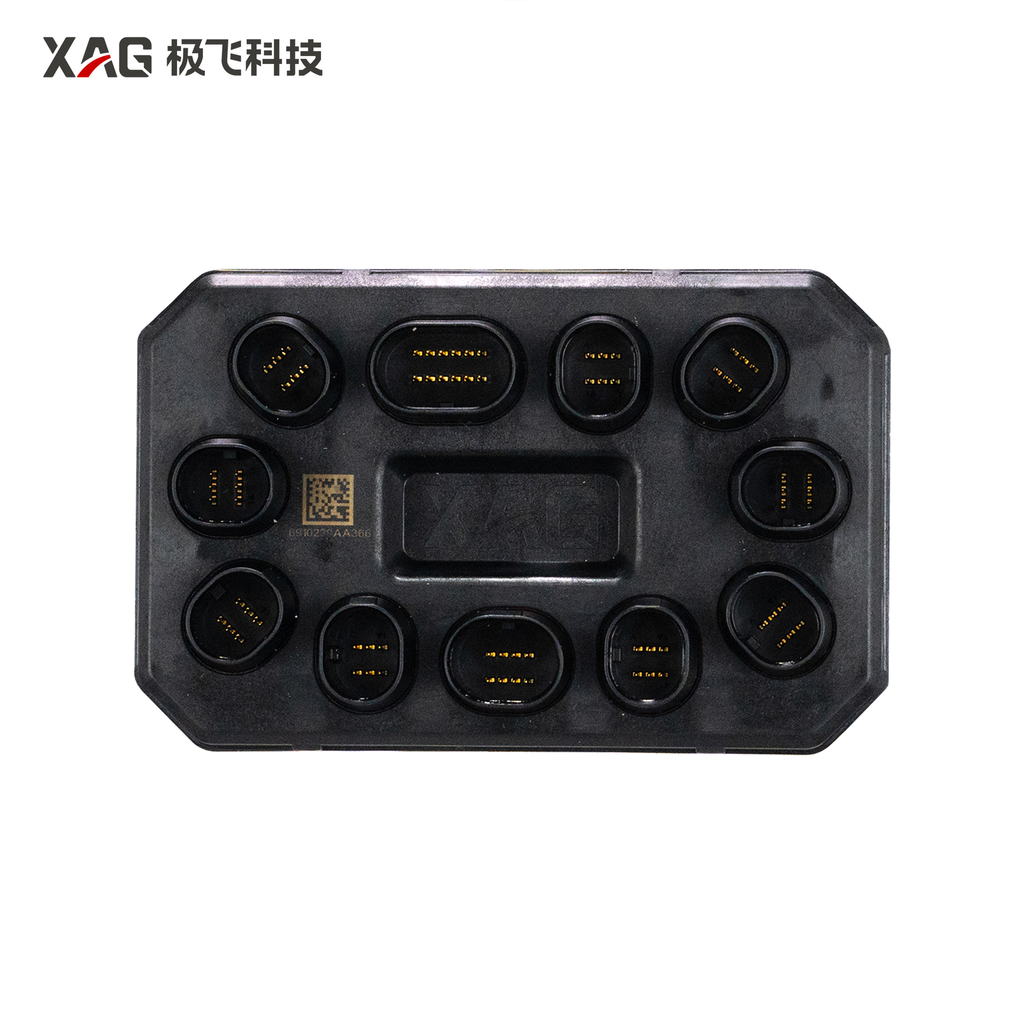 [05-002-02175] P100 Pro Center Compartment Hub (05-002-02175)